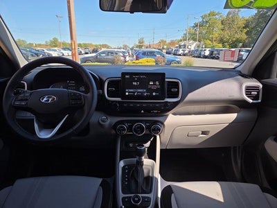 2026 Hyundai VENUE SEL