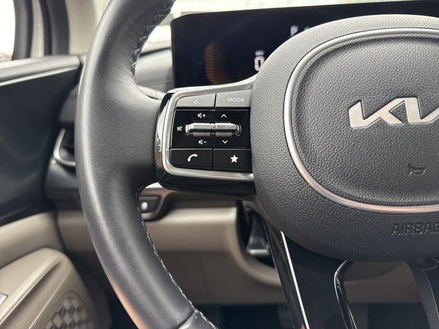 2026 Kia Carnival LXS FWD