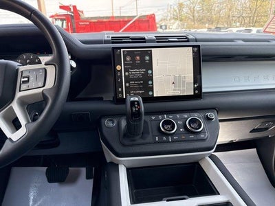 2025 Land Rover Defender 110 P300 S