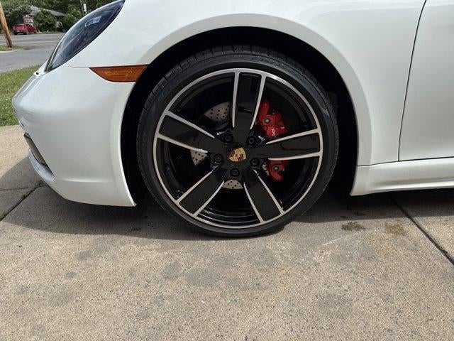 2024 Porsche 718 Boxster S Roadster
