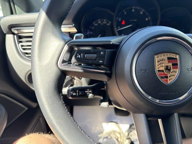 2025 Porsche Macan AWD