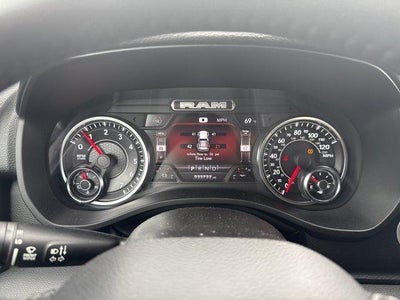 2023 RAM 1500 Big Horn 4x4 Quad Cab 6'4" Box