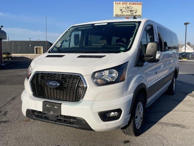 2023 Ford Transit Passenger Wagon T-350 148" Low Roof XLT RWD