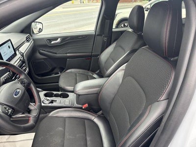 2025 Ford Escape ST-Line Select AWD