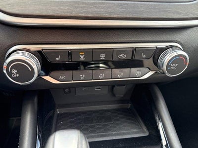 2023 Nissan Altima 2.5 SV Sedan