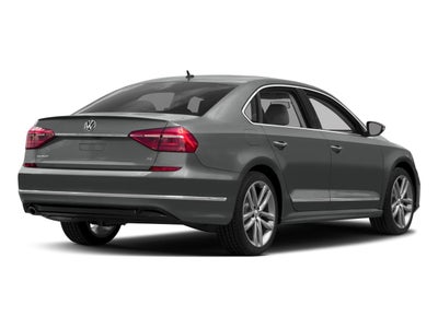 2017 Volkswagen Passat R-Line w/Comfort Pkg Auto