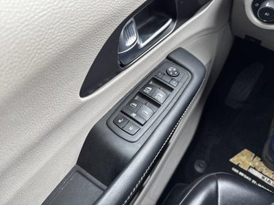 2023 Chrysler Pacifica Touring L FWD