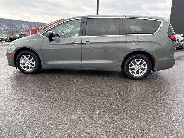 2023 Chrysler Pacifica Touring L FWD