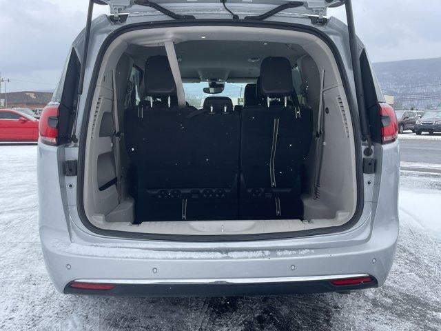 2024 Chrysler Pacifica Touring L FWD