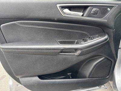 2022 Ford Edge Titanium AWD