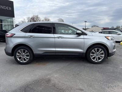 2022 Ford Edge Titanium AWD