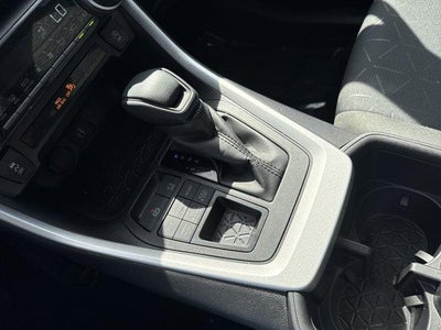 2025 Toyota RAV4 XLE AWD (Natl)