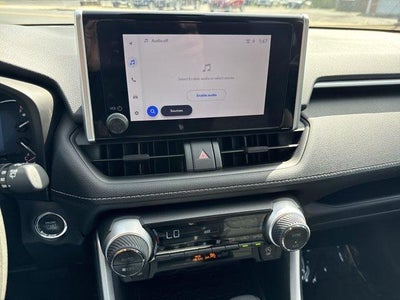 2025 Toyota RAV4 XLE AWD (Natl)