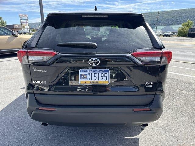 2025 Toyota RAV4 XLE AWD (Natl)