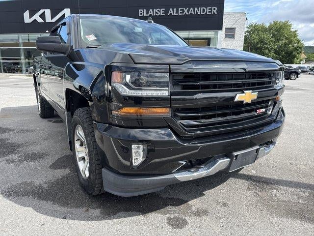 2017 Chevrolet Silverado 1500 Crew Cab Short Box 4-Wheel Drive LT Z71