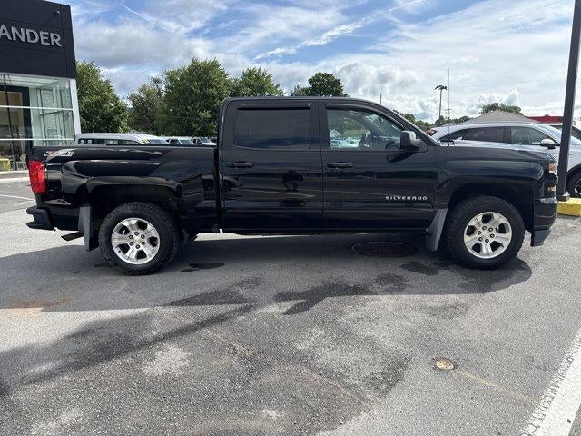 2017 Chevrolet Silverado 1500 Crew Cab Short Box 4-Wheel Drive LT Z71
