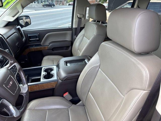 2017 GMC Sierra 1500 Crew Cab Short Box 4-Wheel Drive SLT
