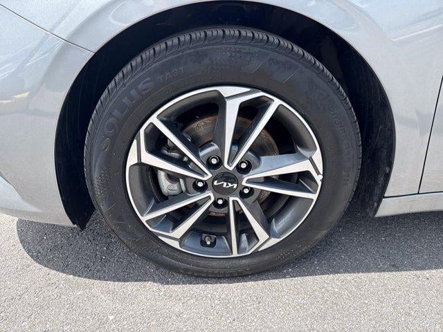 2024 Kia Forte LXS IVT
