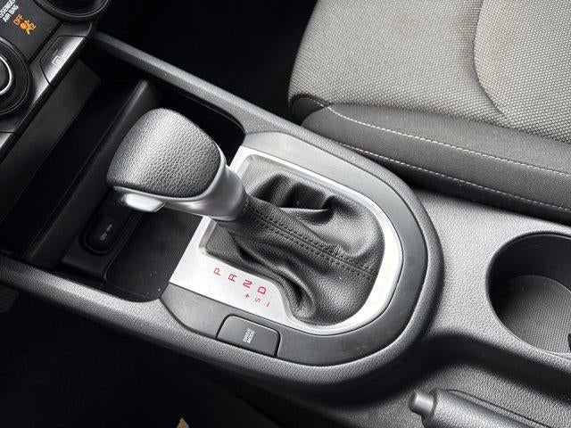 2023 Kia Forte LXS IVT