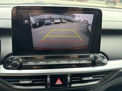 2023 Kia Forte LXS IVT