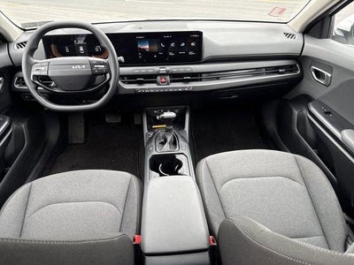 2025 Kia K4 LX FWD