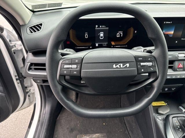 2025 Kia K4 LX FWD