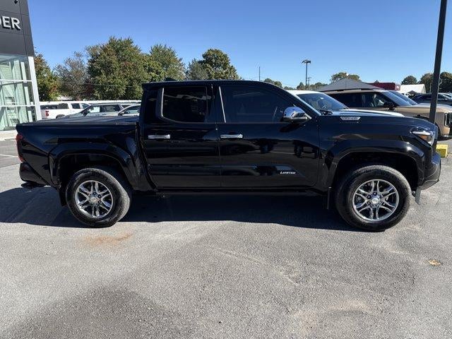 2026 Toyota Tacoma 4WD 4WD Limited Hybrid Double Cab 5' Bed AT (Natl)