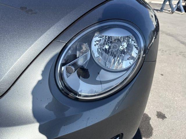 2012 Volkswagen Beetle 2dr Cpe DSG 2.0T Turbo