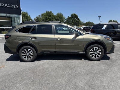 2022 Subaru Outback Premium CVT