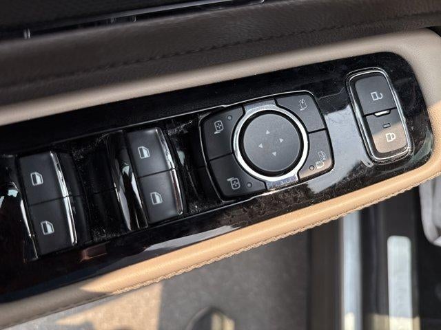 2022 Lincoln Aviator Standard AWD