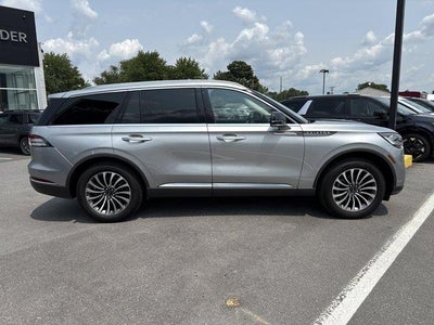 2022 Lincoln Aviator Standard AWD