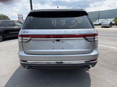 2022 Lincoln Aviator Standard AWD