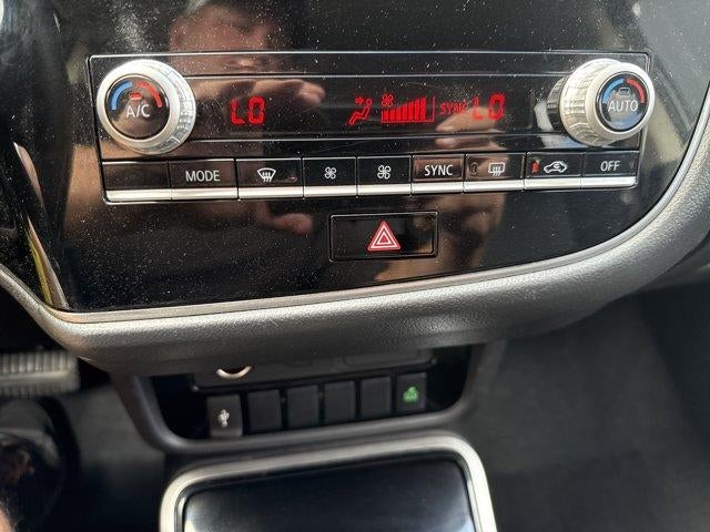 2020 Mitsubishi Outlander ES S-AWC