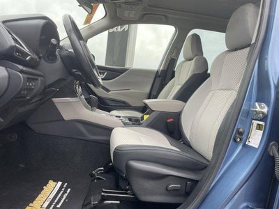 2022 Subaru Forester Premium CVT