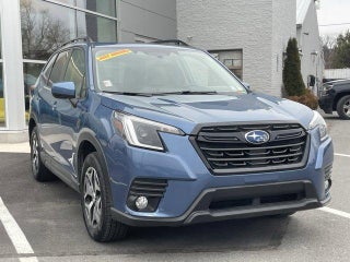 2022 Subaru Forester Premium CVT