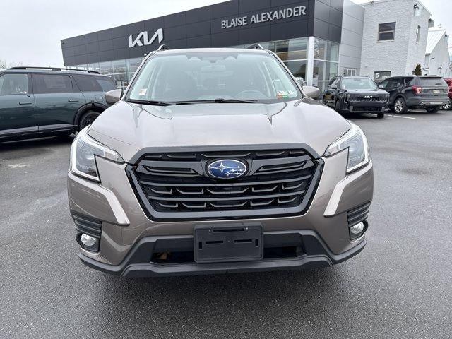 2022 Subaru Forester Premium CVT