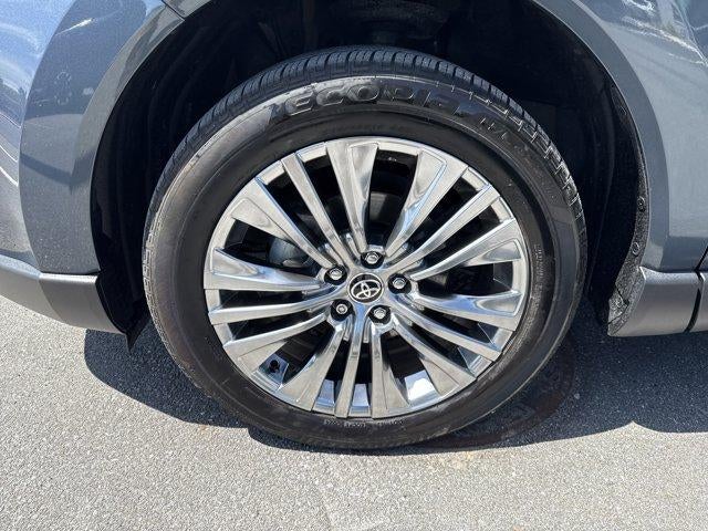 2024 Toyota Venza XLE AWD (SE)
