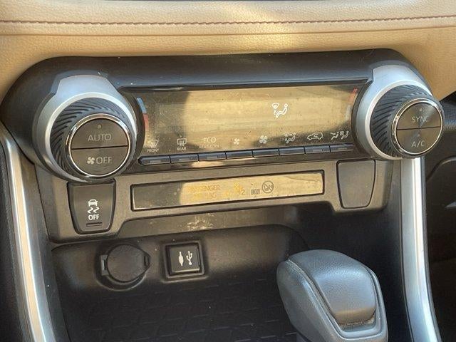 2019 Toyota RAV4 Hybrid LE AWD (Natl)