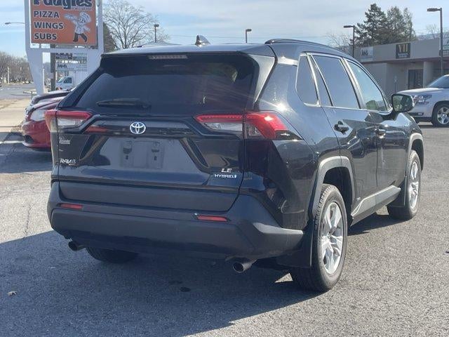 2019 Toyota RAV4 Hybrid LE AWD (Natl)