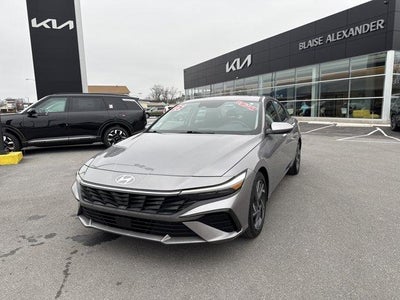 2025 Hyundai ELANTRA SEL Convenience IVT