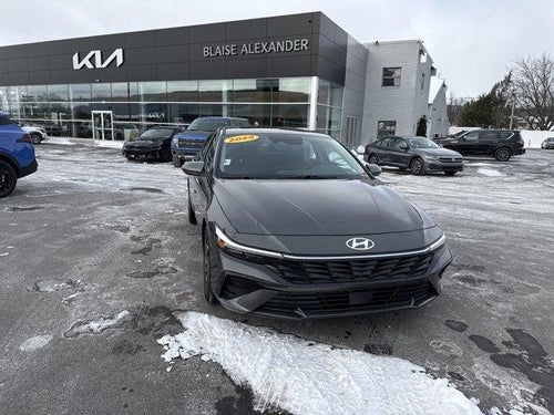 2025 Hyundai ELANTRA SEL Convenience IVT