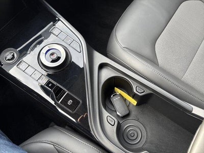 2024 Kia Niro Plug-In Hybrid EX FWD