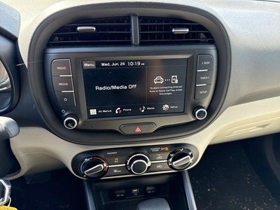 2025 Kia Soul LX FWD