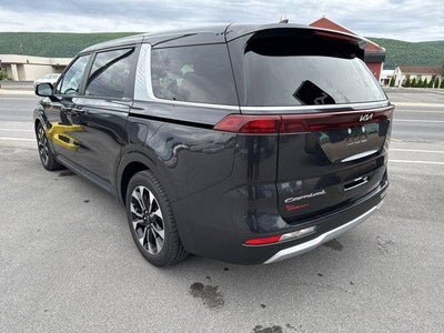 2022 Kia Carnival EX FWD