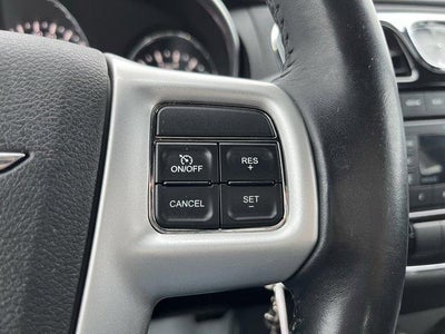 2013 Chrysler 200 4dr Sdn Touring