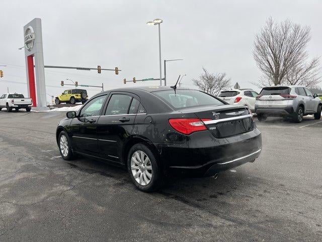 2013 Chrysler 200 4dr Sdn Touring