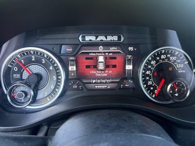 2023 RAM 1500 Laramie 4x4 Crew Cab 5'7" Box
