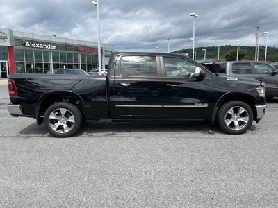 2019 RAM 1500 Laramie 4x4 Crew Cab 6'4" Box