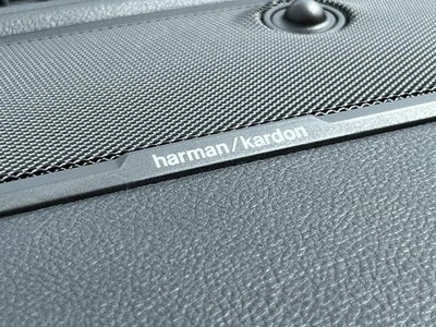 2019 RAM 1500 Laramie 4x4 Crew Cab 6'4" Box