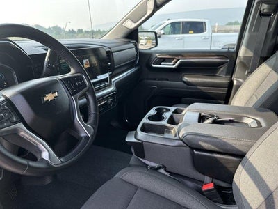 2023 Chevrolet Silverado 1500 Crew Cab Short Box 4-Wheel Drive LT 2FL